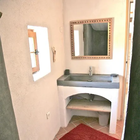 Vakantiehuis Village Sheepfold With Large Garden Porto-Vecchio (Corsica)