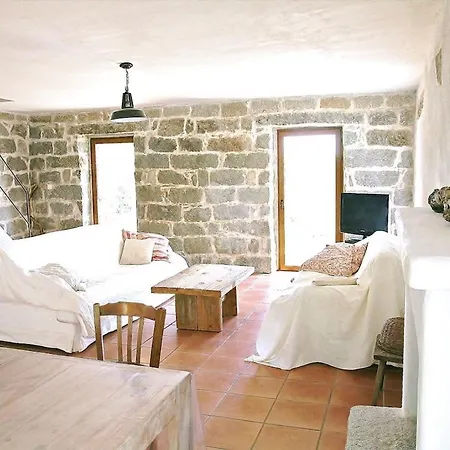 Vakantiehuis Village Sheepfold With Large Garden Porto-Vecchio (Corsica)